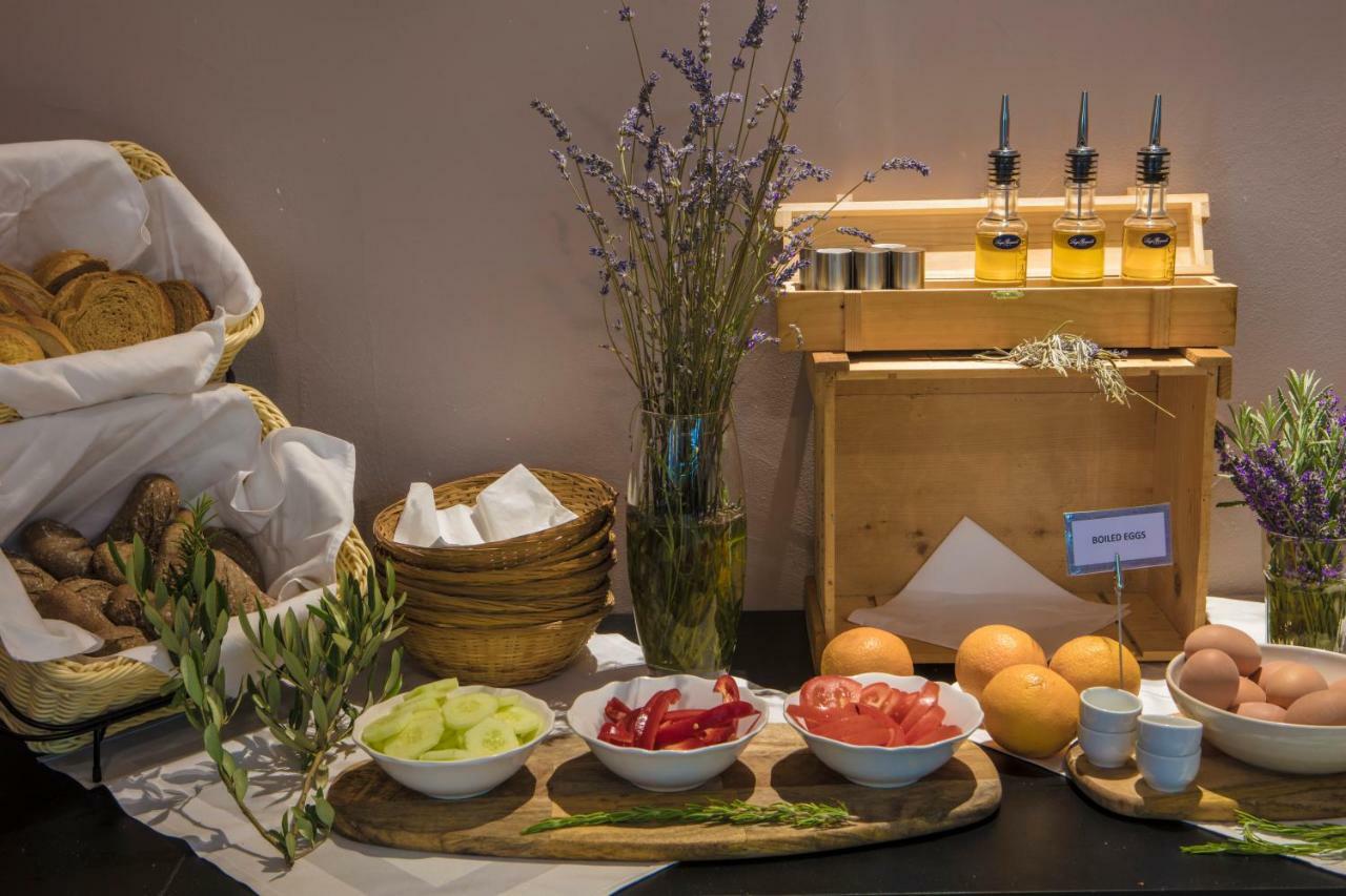Olife Guesthouse Milna  Eksteriør billede