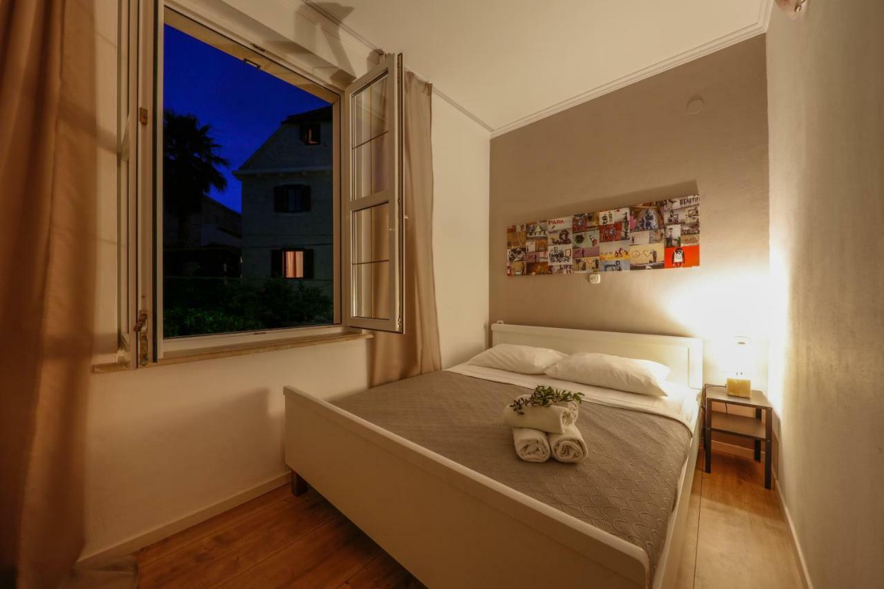 Olife Guesthouse Milna  Eksteriør billede